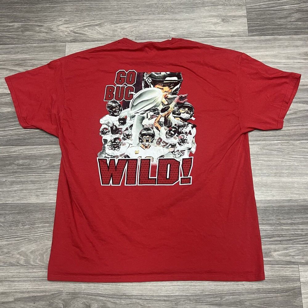 Tampa Bay Buccaneers Tom Brady T Shirt Men 2XL‎ XL Red Caricature Player NFL